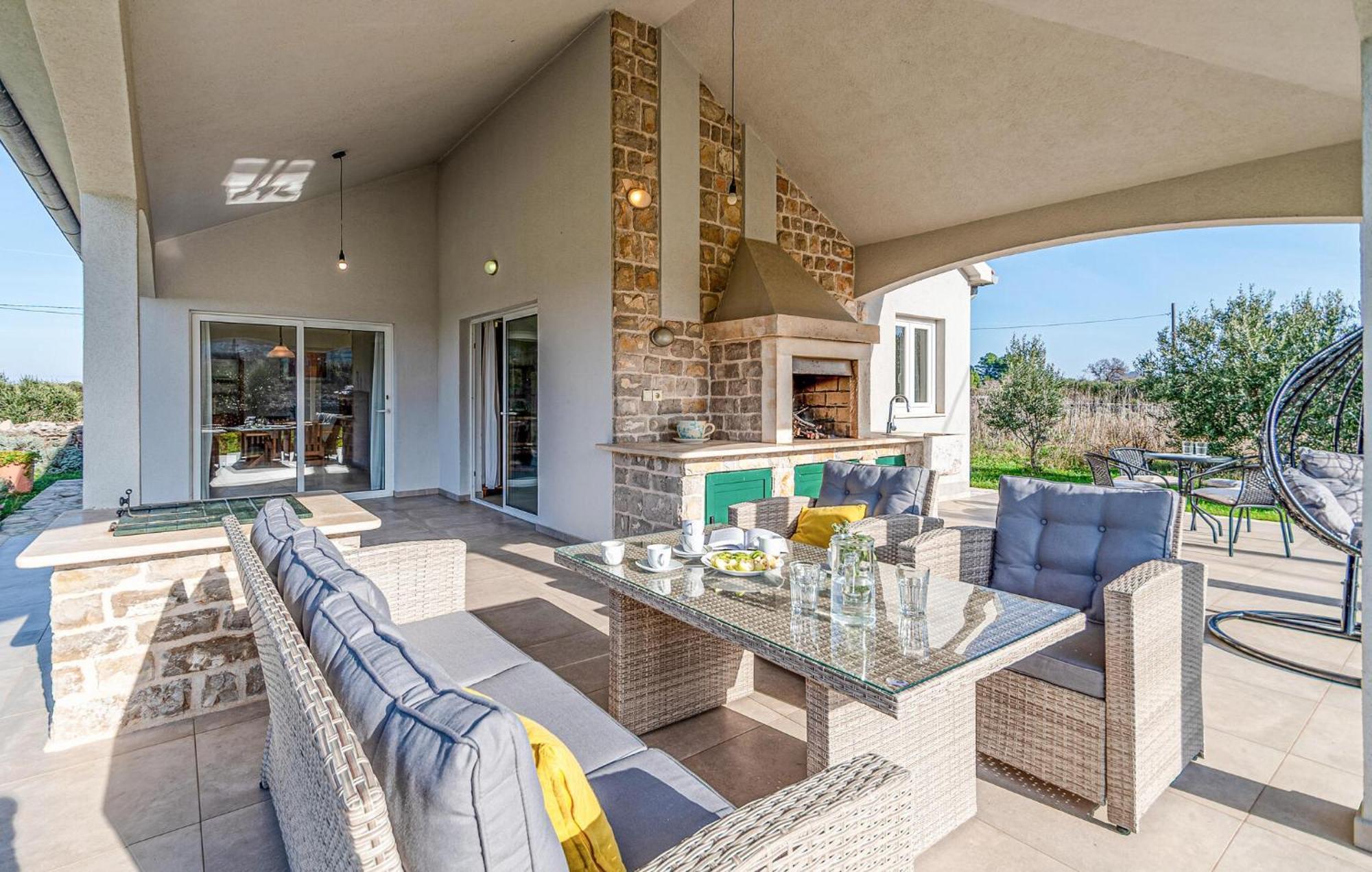 Nice Home In Poljica With Wi-Fi Exterior photo