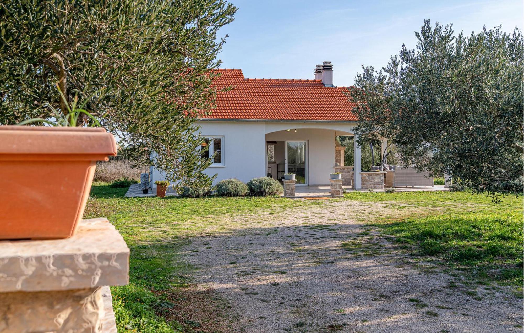 Nice Home In Poljica With Wi-Fi Exterior photo